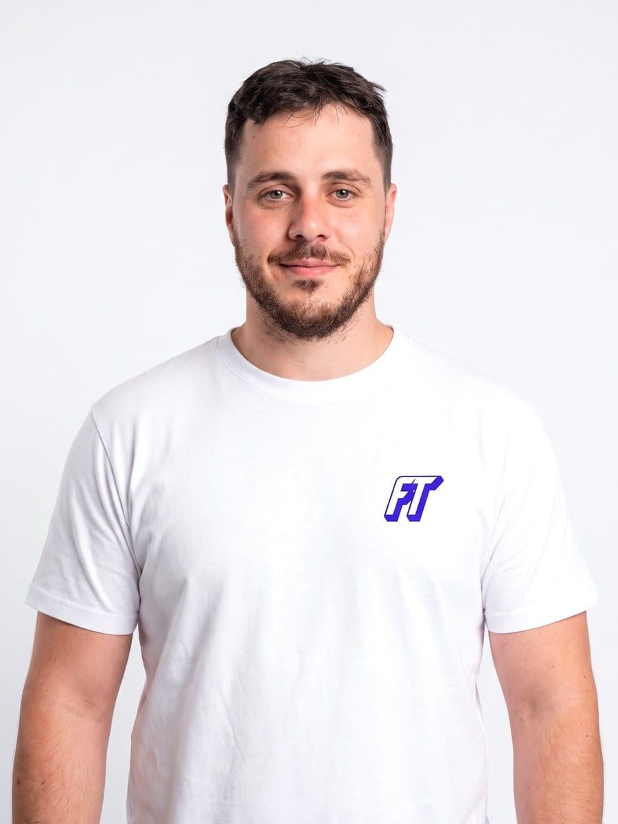 Pavel, built sofia at FASTTURN, in a FASTTURN T-shirt
